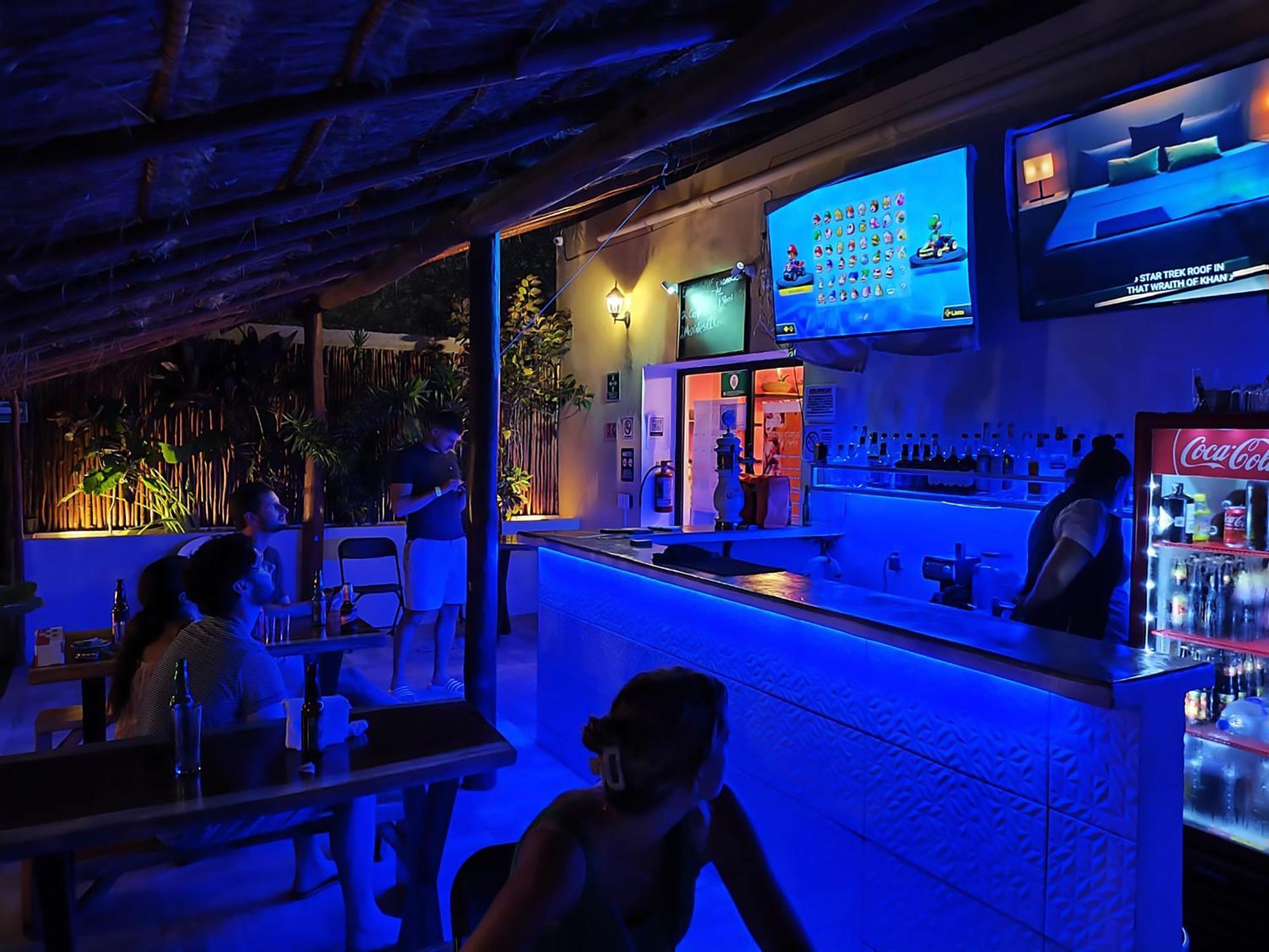 New Friends Hostel & Bar Adults Only Valladolid  Exterior photo